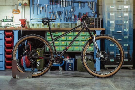 CODADURA SERIE SPECIALE 001